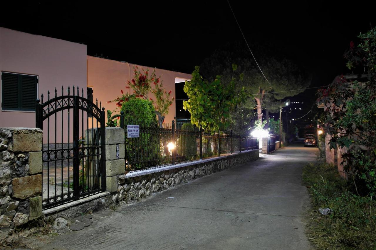 Voulas Apartments 斯陶帕 外观 照片